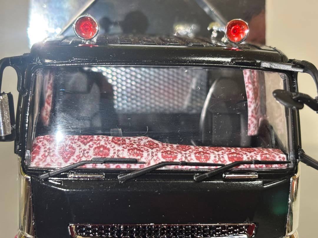 週末限定値下げ！1/32デコトラプラモデル スーパーグレート4軸低床冷凍ウイング