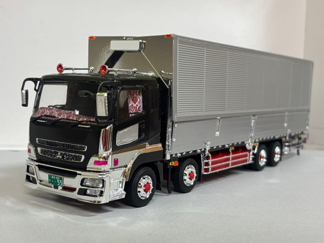 週末限定値下げ！1/32デコトラプラモデル スーパーグレート4軸低床冷凍ウイング