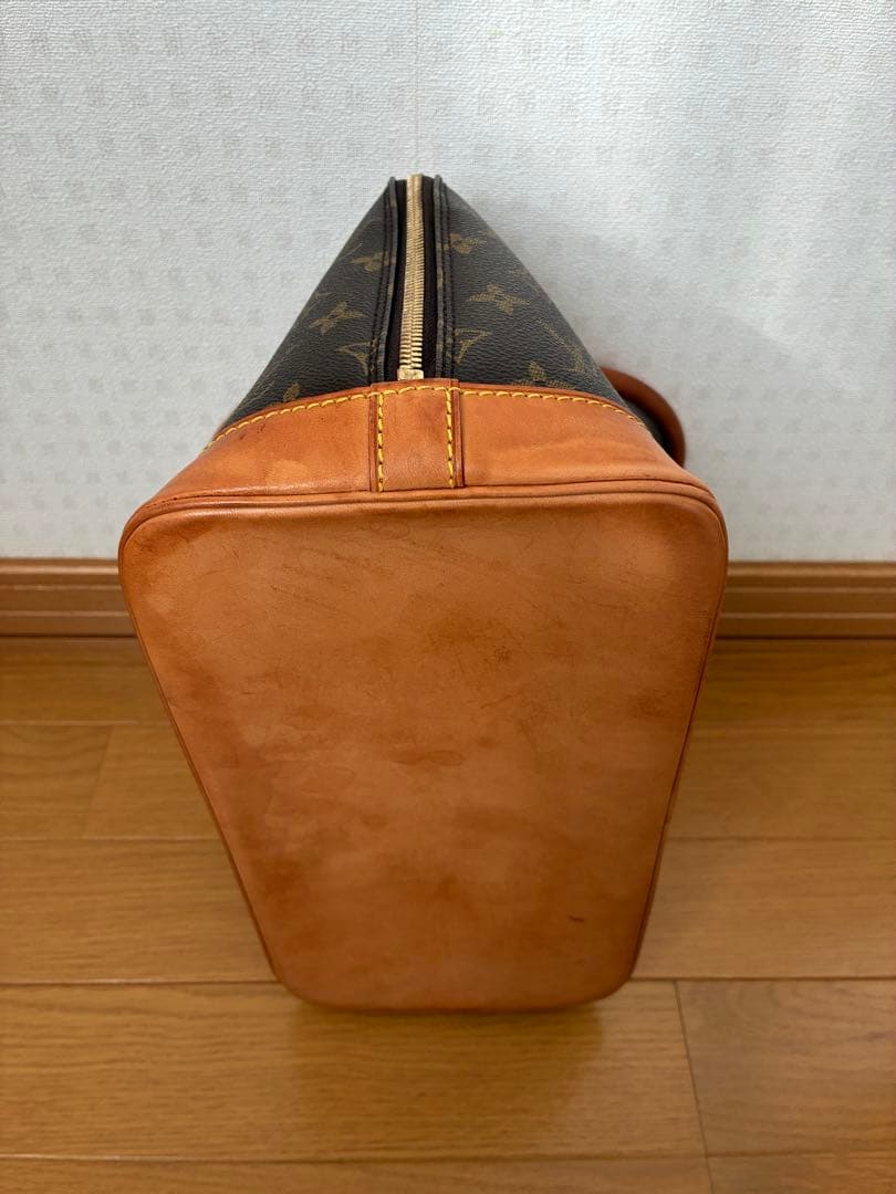 ルイ・ヴィトン　アルマ　モノグラム　ハンドバッグ