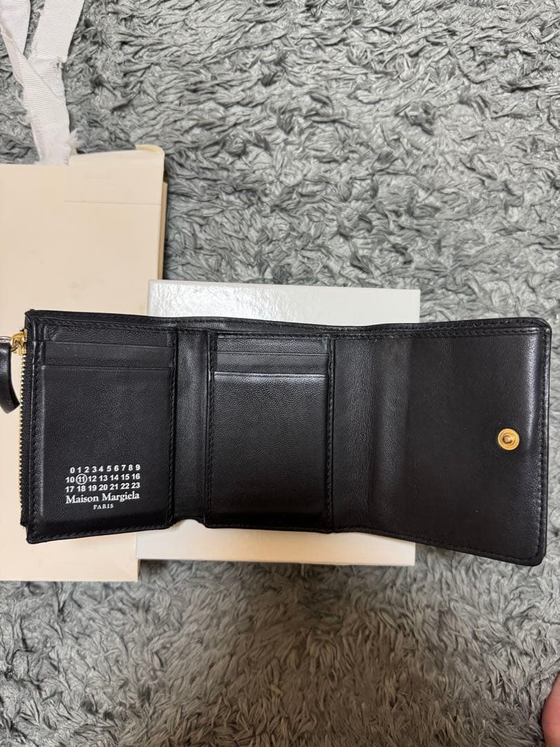 メゾンマルジェラ　グラムスラム　三つ折り財布　黒