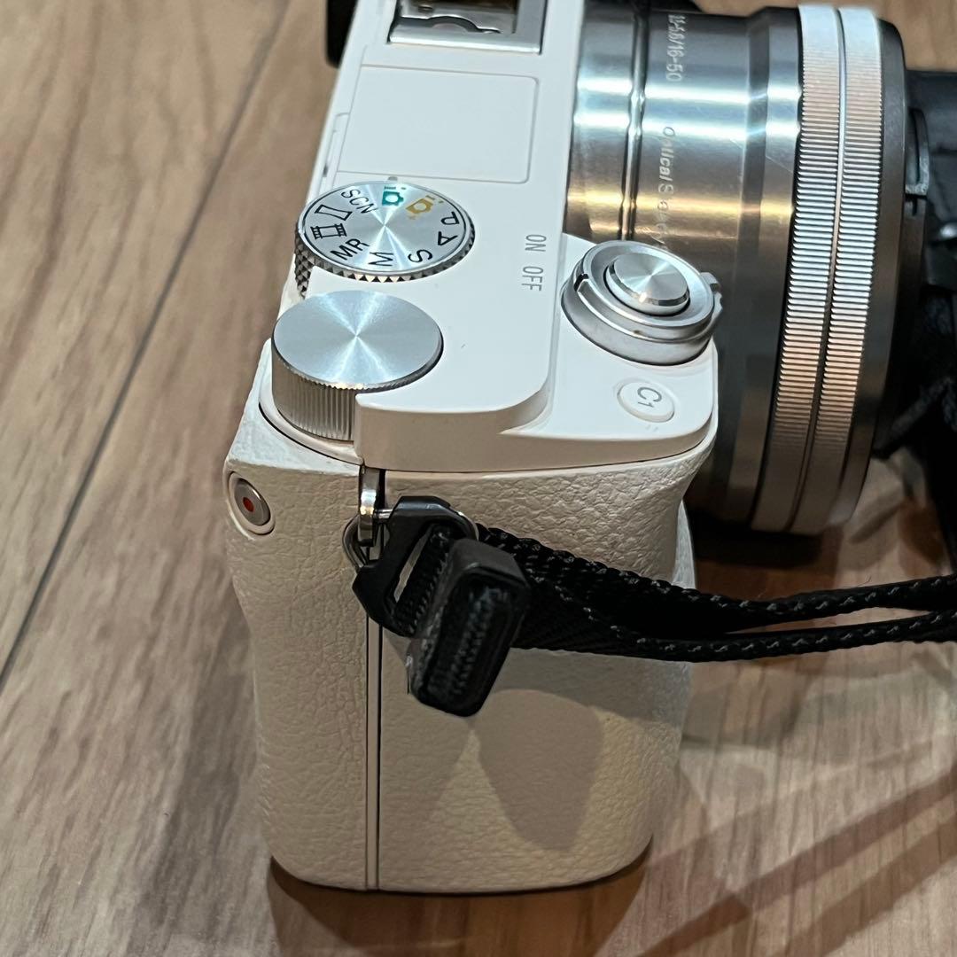 SONY α6000 ミラーレスカメラ ホワイト