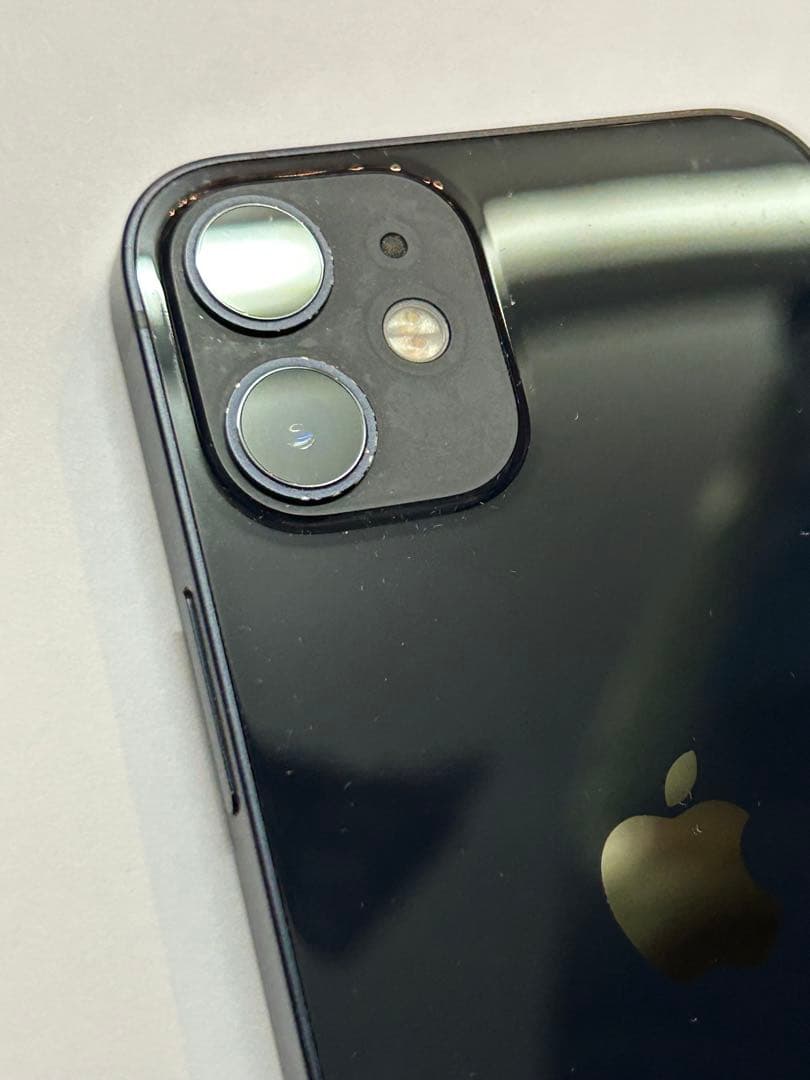 Apple iPhone 12mini カメラピント合いません 64GB