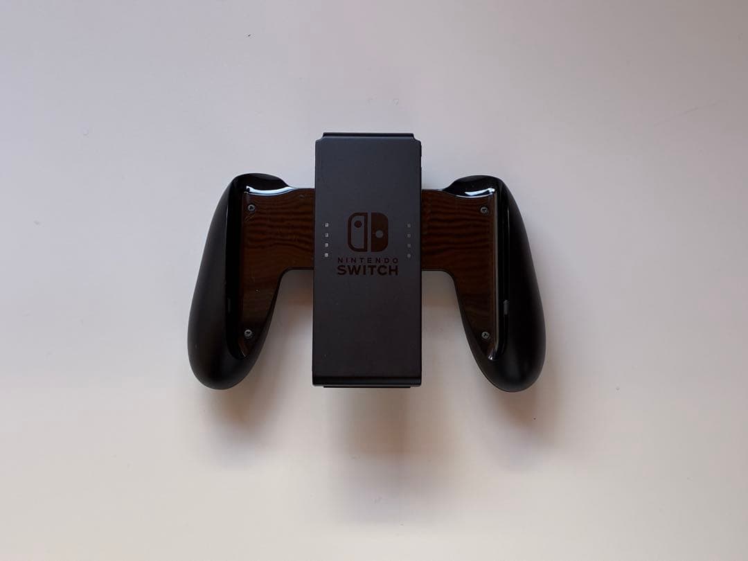 Nintendo Switch グレー 本体+ ソフト3本・キャリーケースセット