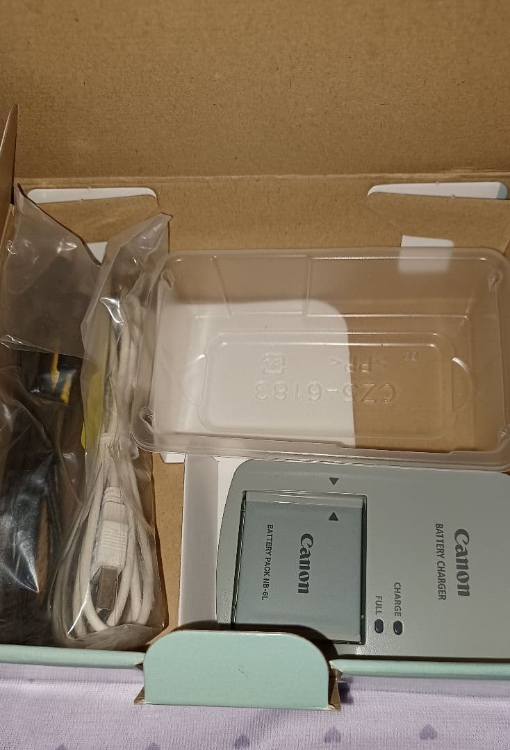 Canon　ixy　10s ピンク　デジタルカメラ