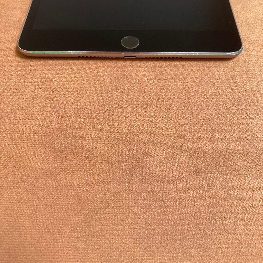 792【早い者勝ち】iPad mini4 第4世代 128GB SIMフリー☆