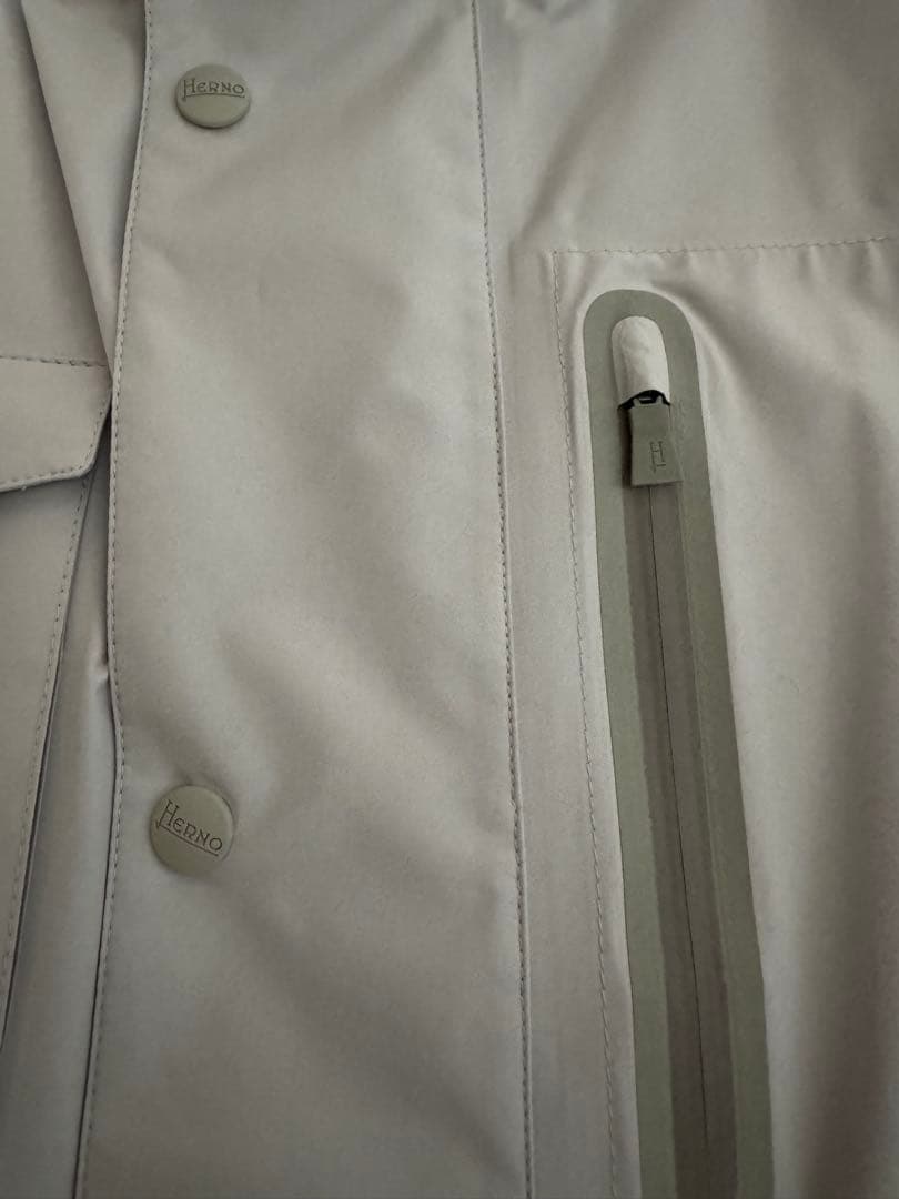 Herno ヘルノ　Laminar GORE-TEX ジャケット　48サイズ