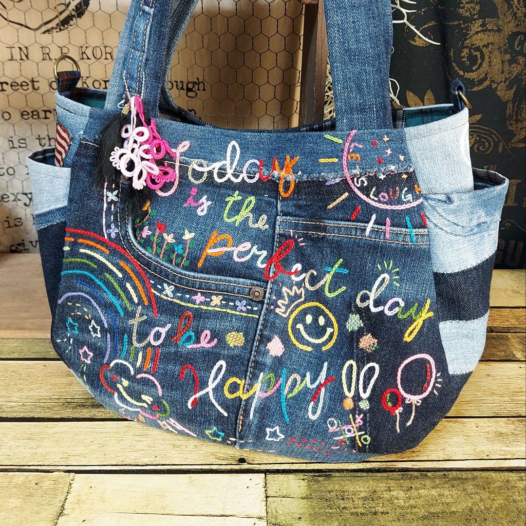 刺繍デニムバック　No.641　デニムリメイク　刺繍バック　チューリップバック