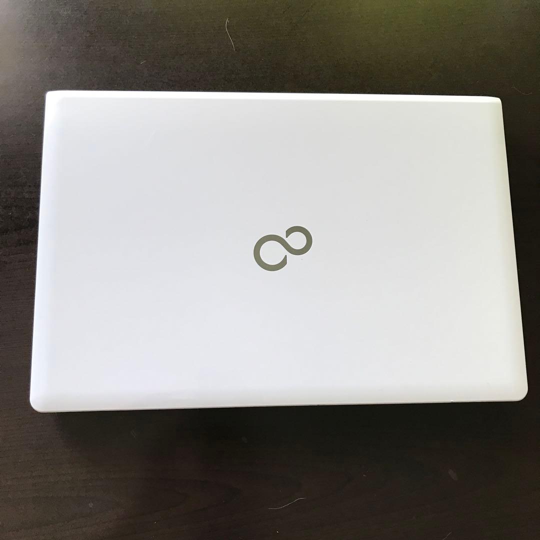 富士通ノートパソコン