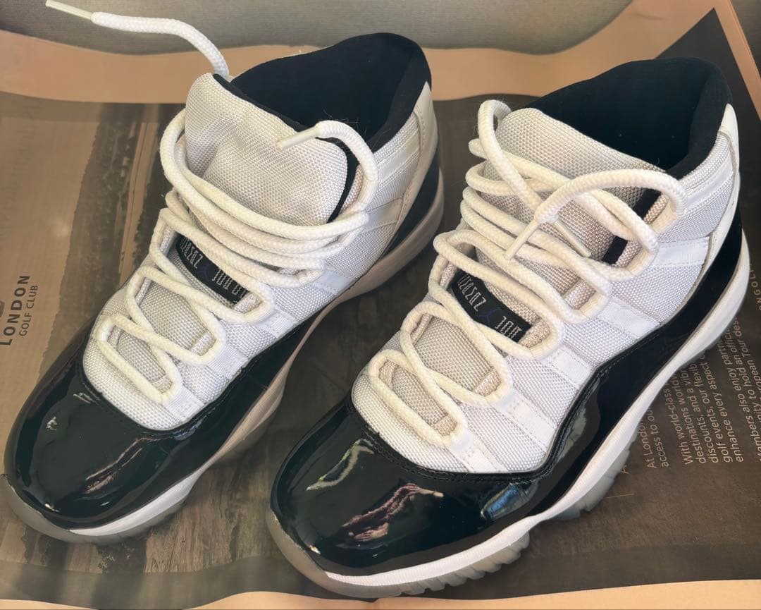 NIKE AIR JORDAN11　ナイキ　スニーカー　ジョーダン11