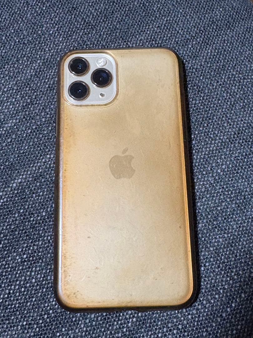 iPhone 11 pro 本体 バッテリー63%