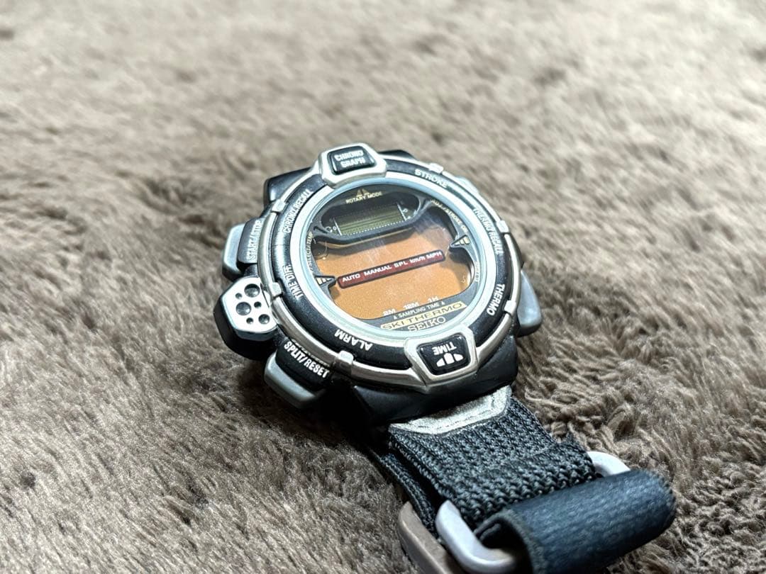 SEIKO デジタル腕時計 S821-6000 スキーサーモ　ブラック
