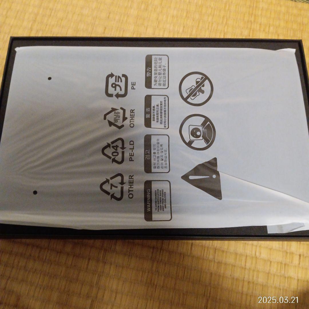 UNIQ 4K モバイルモニター UQ-PM154KN＋保護フィルム