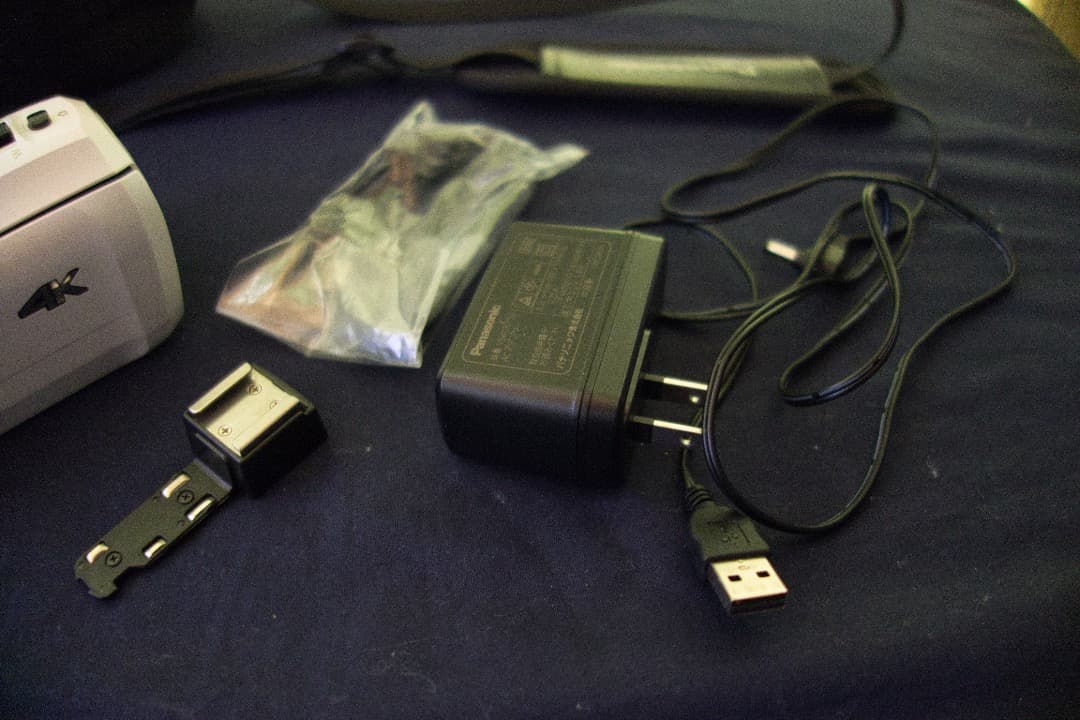 Panasonic HC-VX990M 4Kビデオカメラ