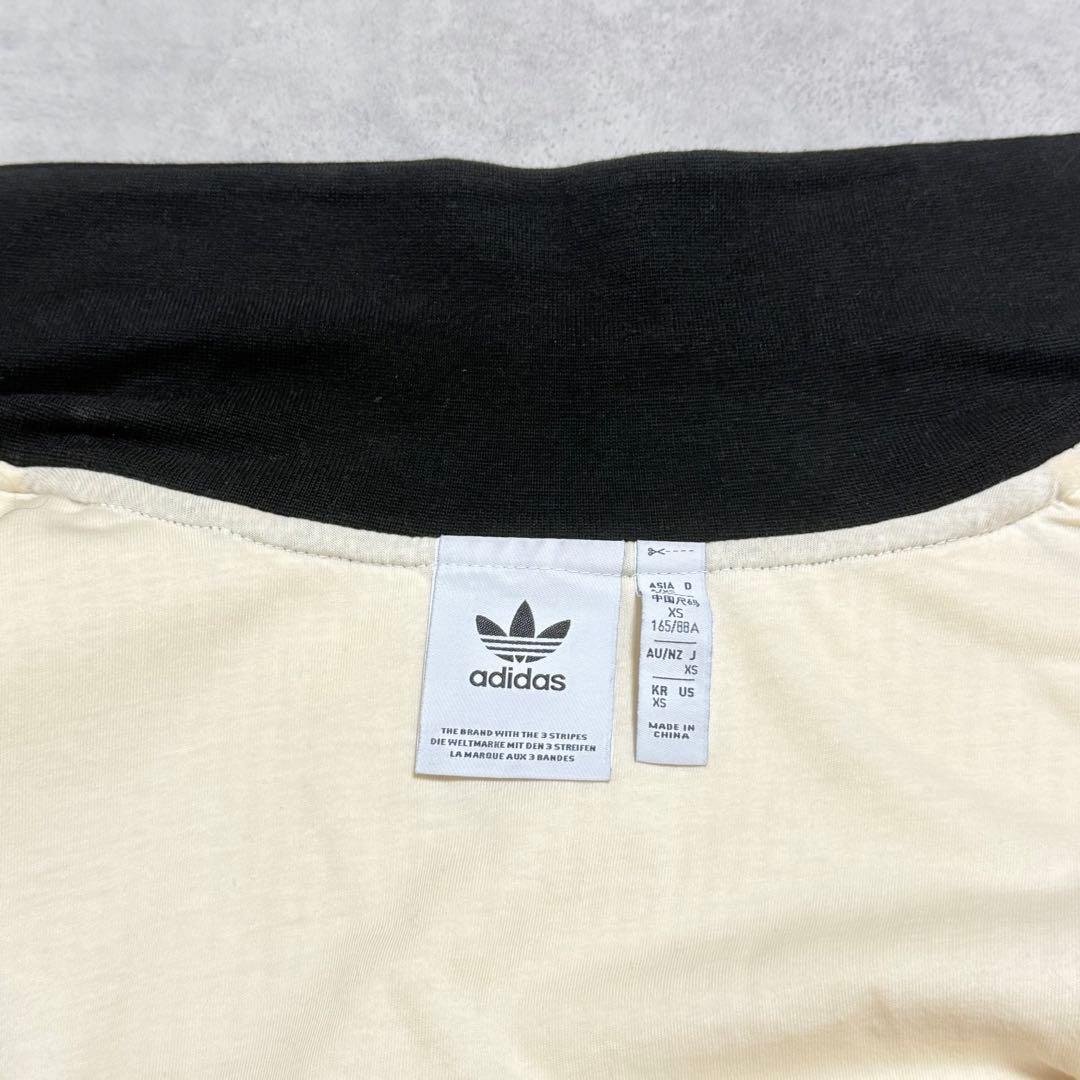 adidas アディカラー ワッフル クラシックトラックトップ ホワイト　XS