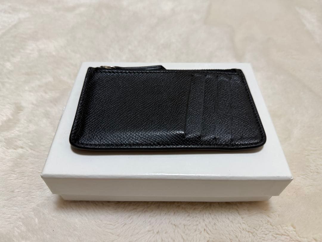 ブラックレザー ケース ジッパー付き