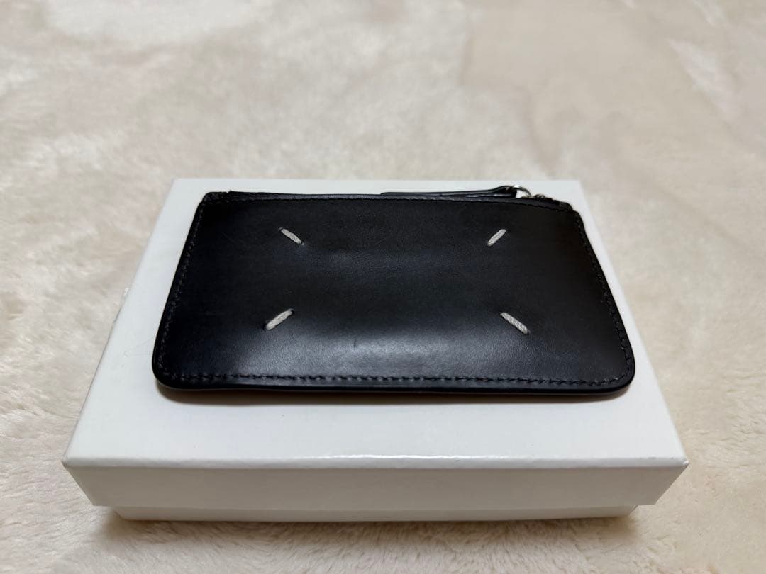 ブラックレザー ケース ジッパー付き