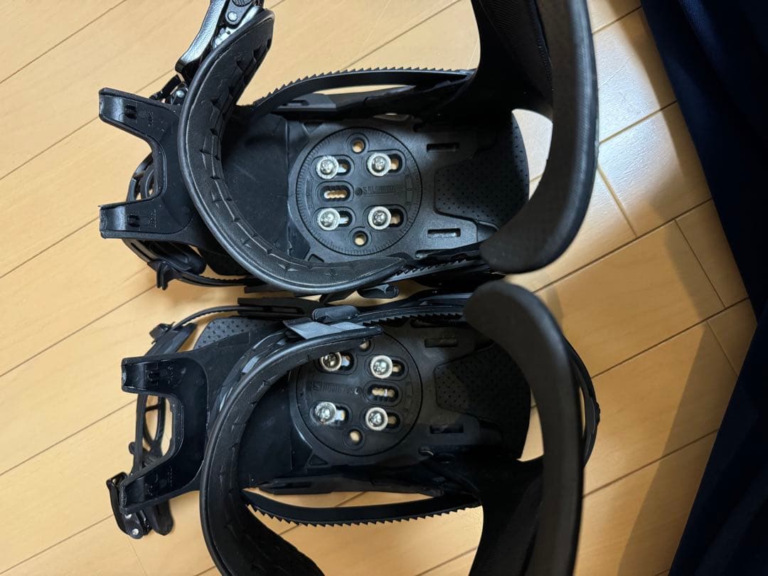 SALOMON HOLOGRAM ビンディング Mサイズ