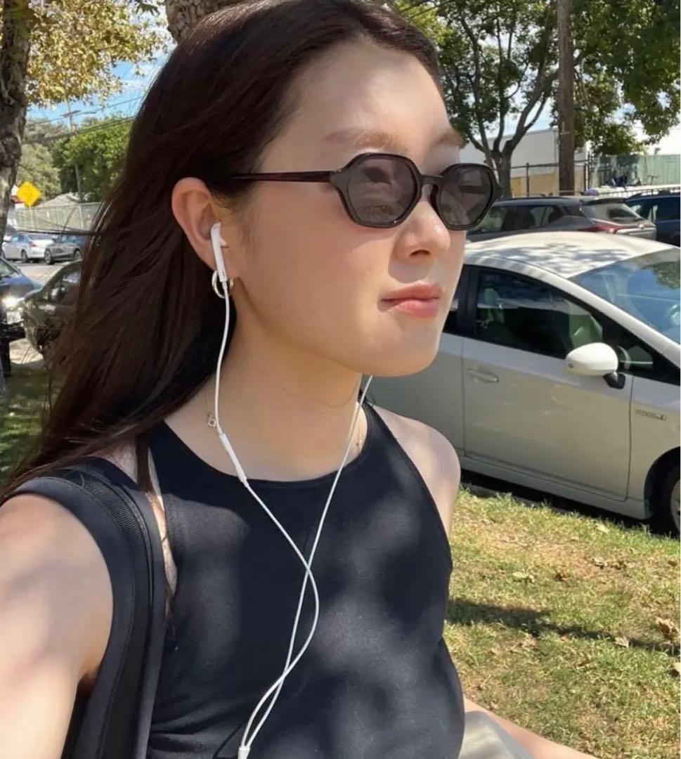 柴田ひかり peep inside head sunnie BROWN