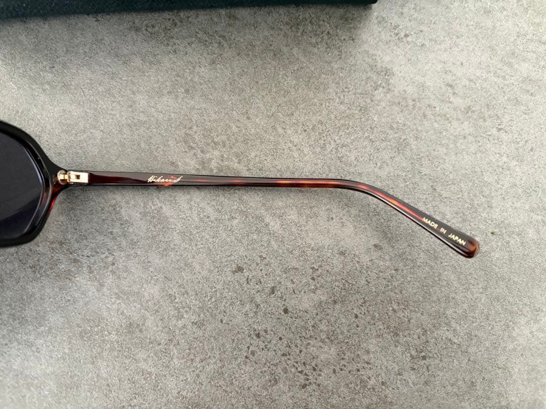 柴田ひかり peep inside head sunnie BROWN