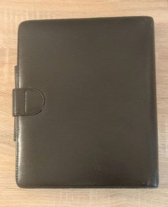 ♥大特価♥使いやすい大判手帳ケース モンブラン 革　お洒落手帳