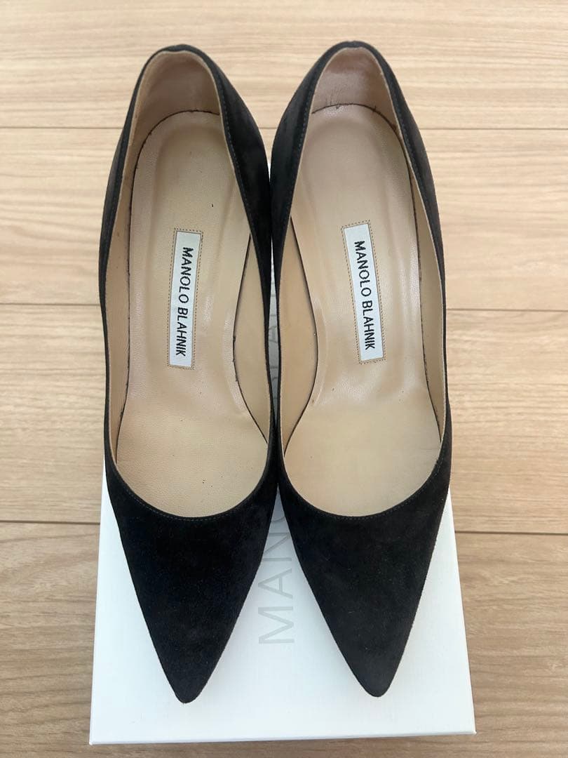 MANOLO BLAHNIK ブラック スエード パンプス 36.5