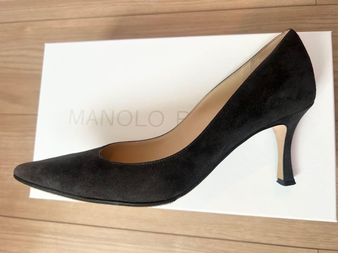 MANOLO BLAHNIK ブラック スエード パンプス 36.5
