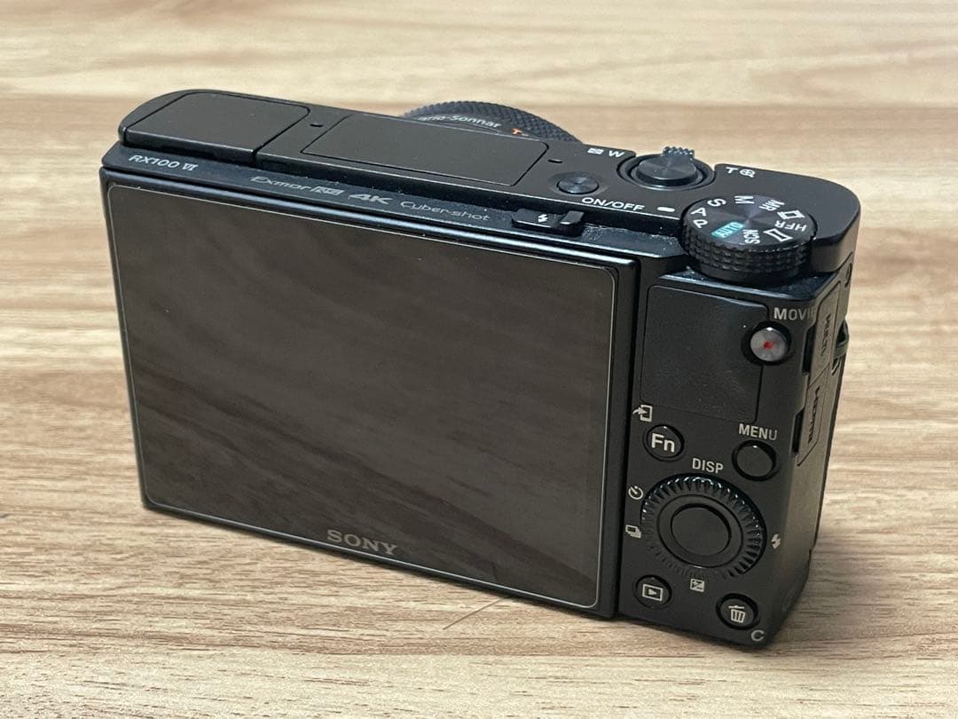美品 SONY サイバーショット DSC-RX100M6