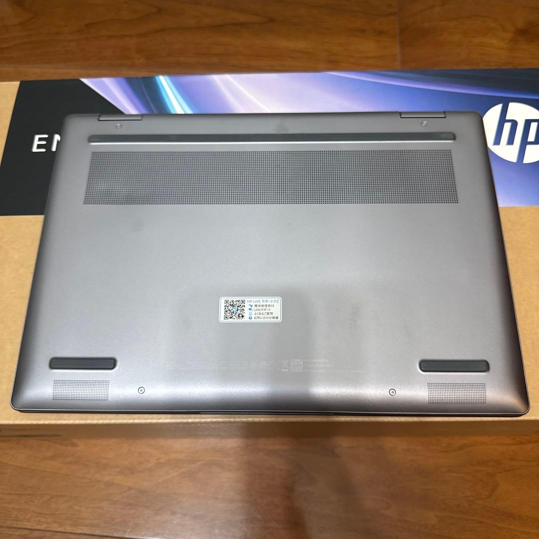 美品　現行品　HP Envy x360 14-fa0000AU シルバー
