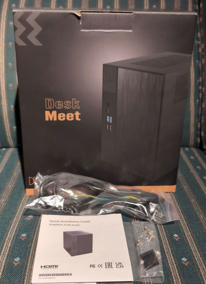 Windowsデスクトップ ASRock DESKMEET x300 Ryzen 5 4500