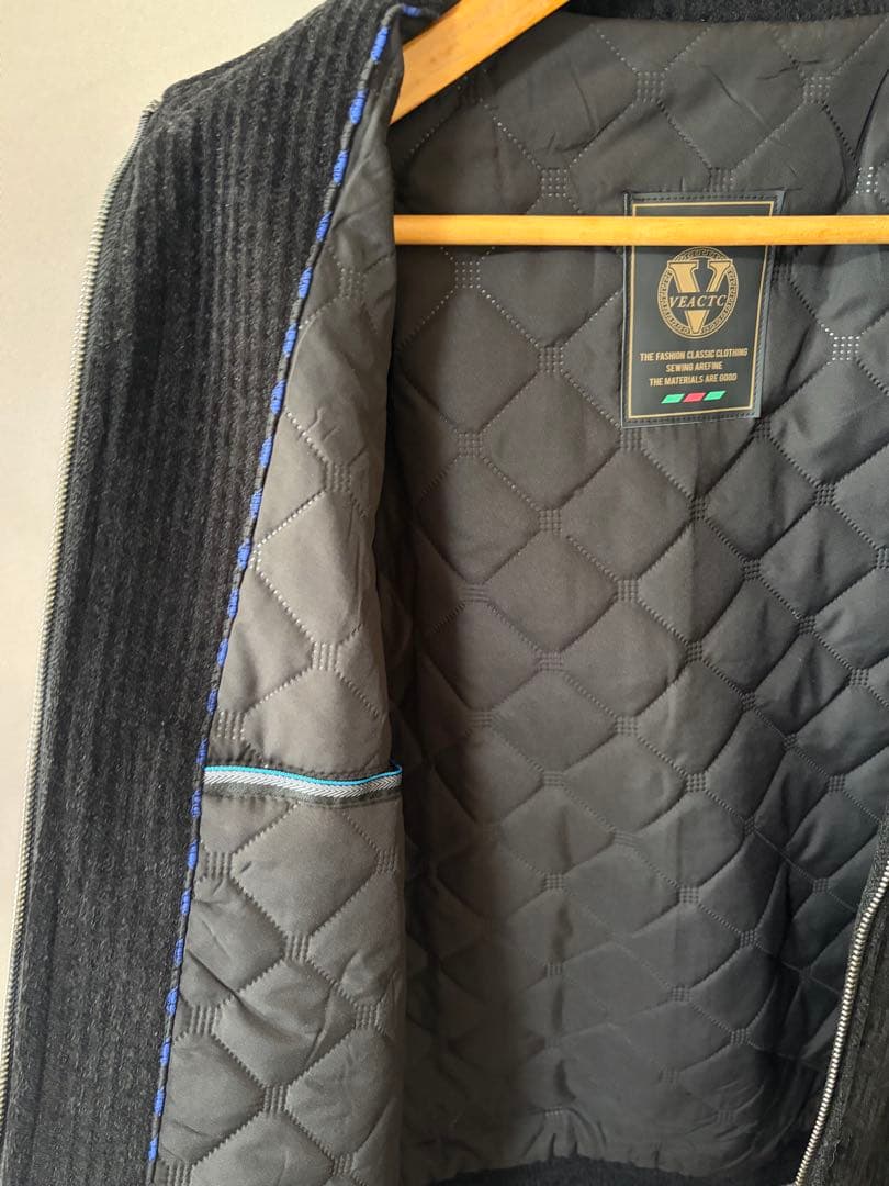 超極暖　イタリア製　カシミア100% VEACTC ジップアップジャケット