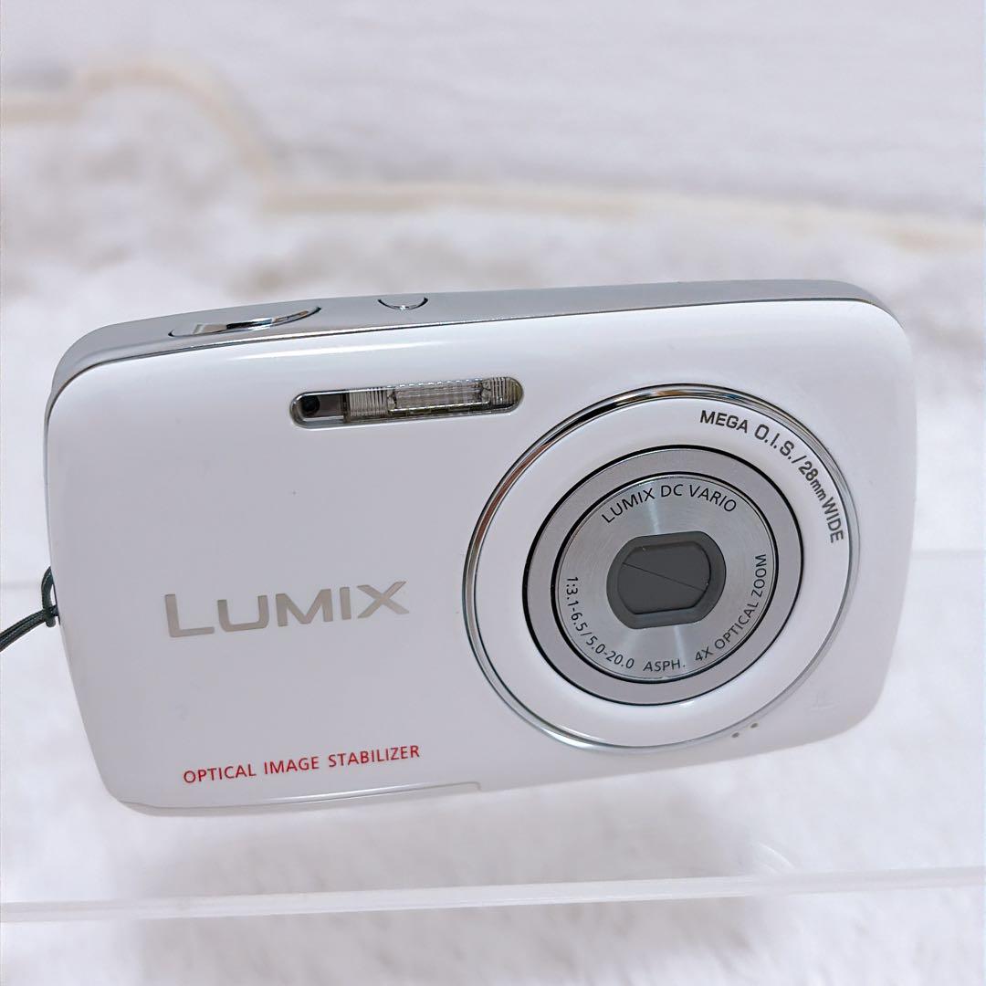 【美品】Panasonic LUMIX DMC-S1 ホワイト 箱つき　コンデジ