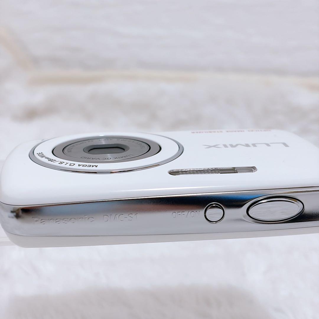 【美品】Panasonic LUMIX DMC-S1 ホワイト 箱つき　コンデジ
