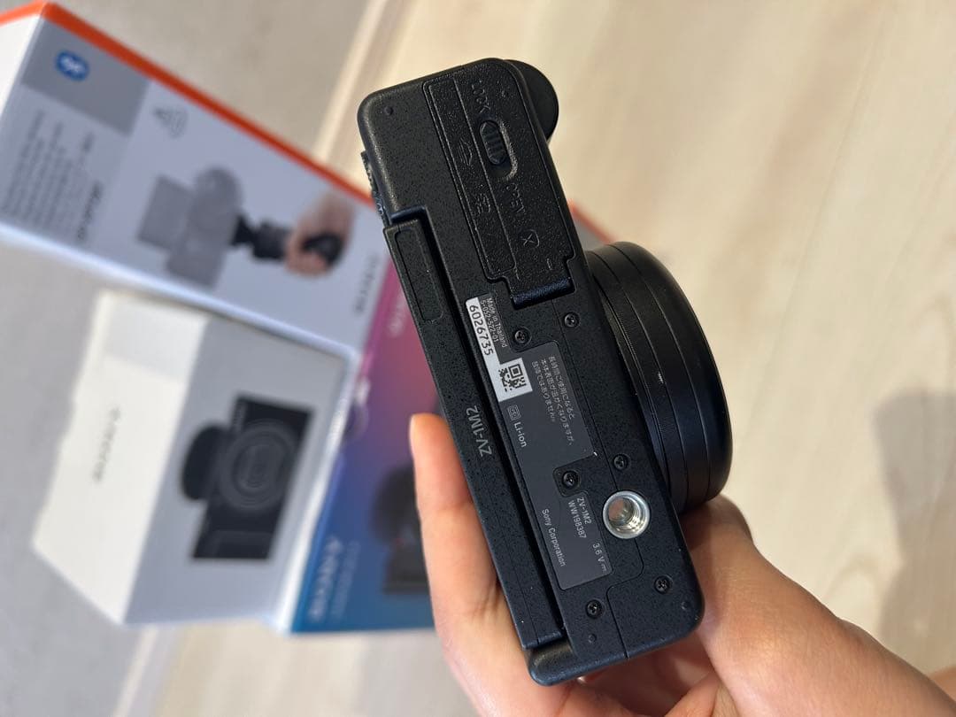 SONY VLOGCAM ZV-1 シューティンググリップキット付き