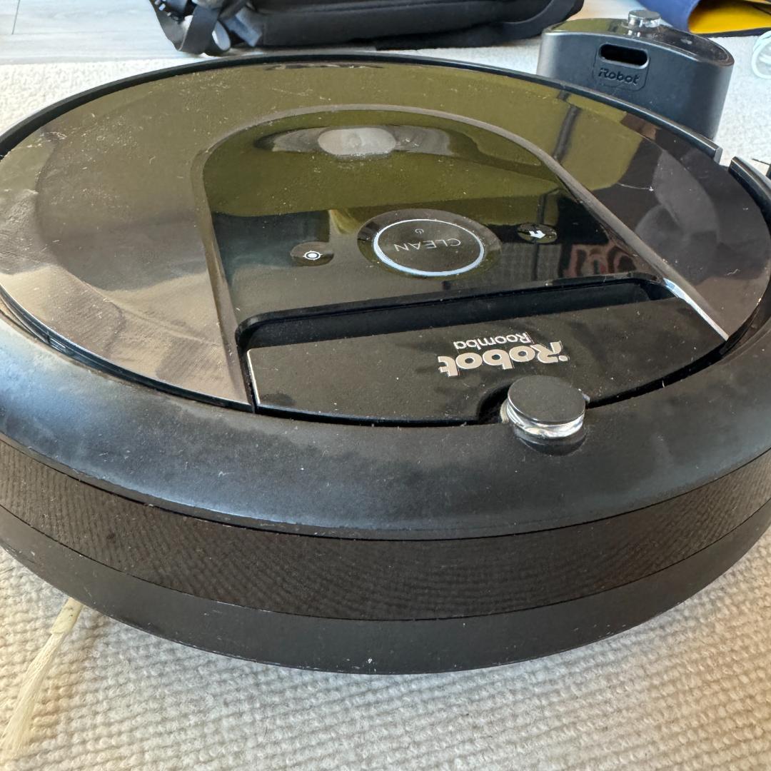 ルンバ i7 ロボット掃除機 アイロボット 水洗いできるダストボックス