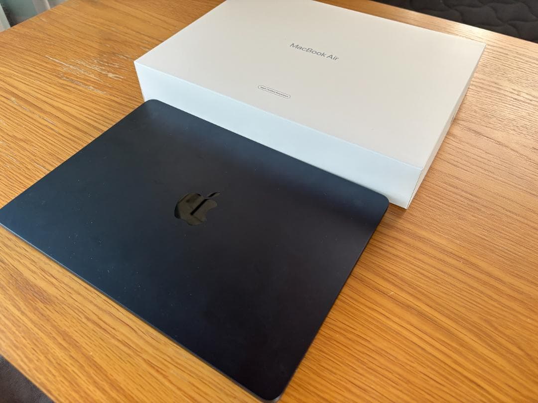 Apple MacBook Air M3 16GB 256GB 13インチ