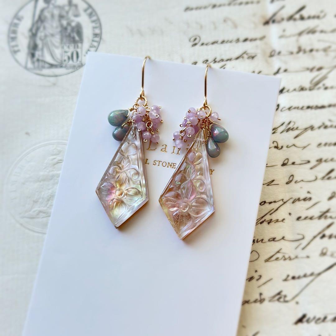 ブラウンシェル×水晶カービングピアス(イヤリング)