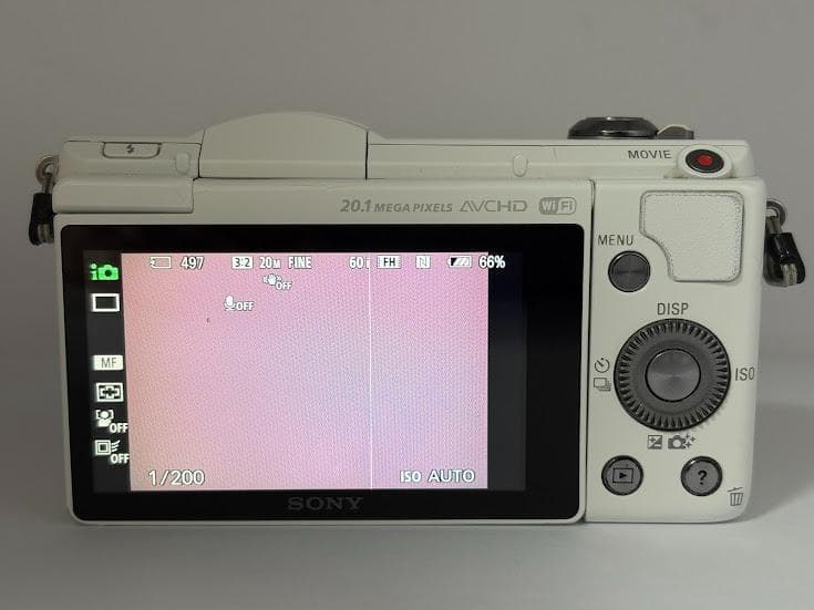 ★美品★ソニー SONY α5000 / レンズキッド★バッテリー、SDカード★