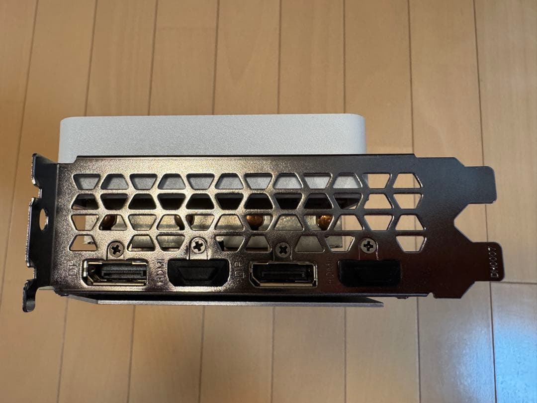 グラフィックボード・グラボ・ビデオカード GIGABYTE RTX3070Ti VISION OC 8G