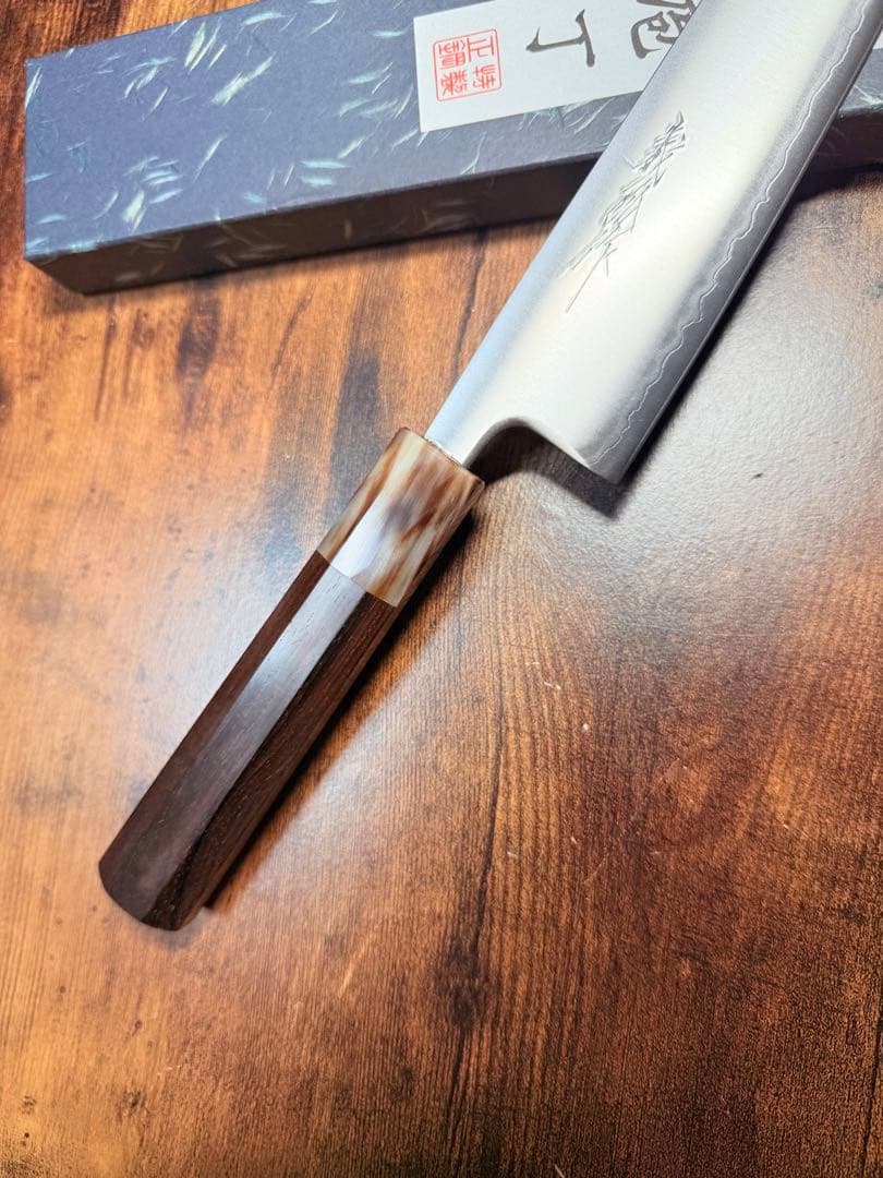 義弘作　文化　包丁　青紙スーパー鋼　山脇刃物製作所　紫檀白水牛八角柄