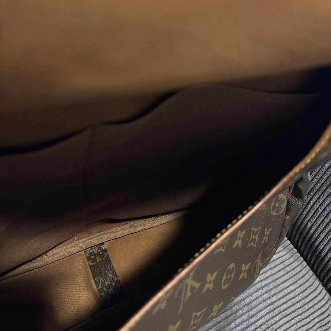 LOUIS VUITTON ソミュール 35 モノグラム メッセンジャーバッグ