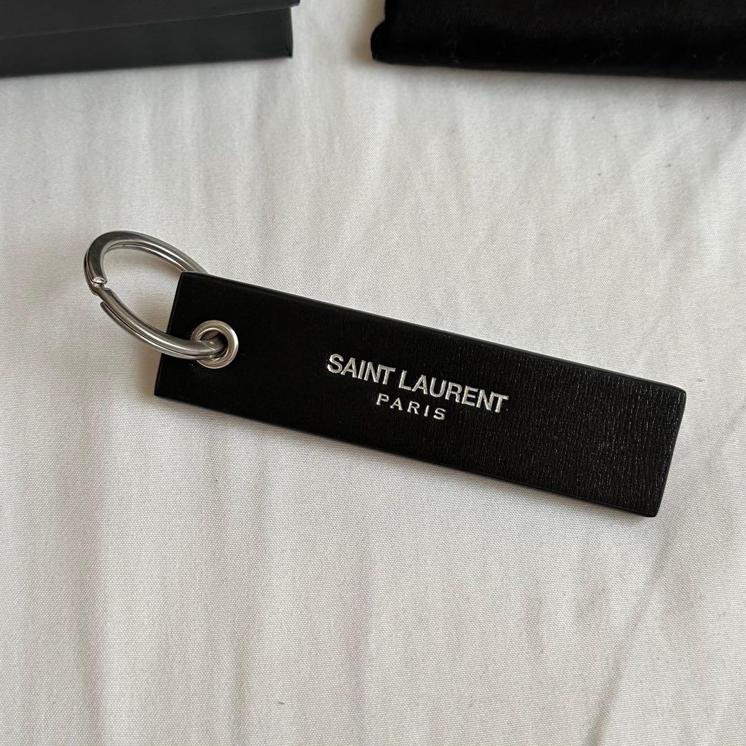 SAINT LAURENT ブラックレザー キーリング
