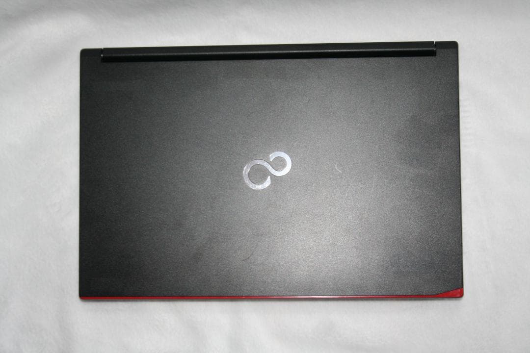 富士通 A576/P i5-6200U SSD256GB オフィス365