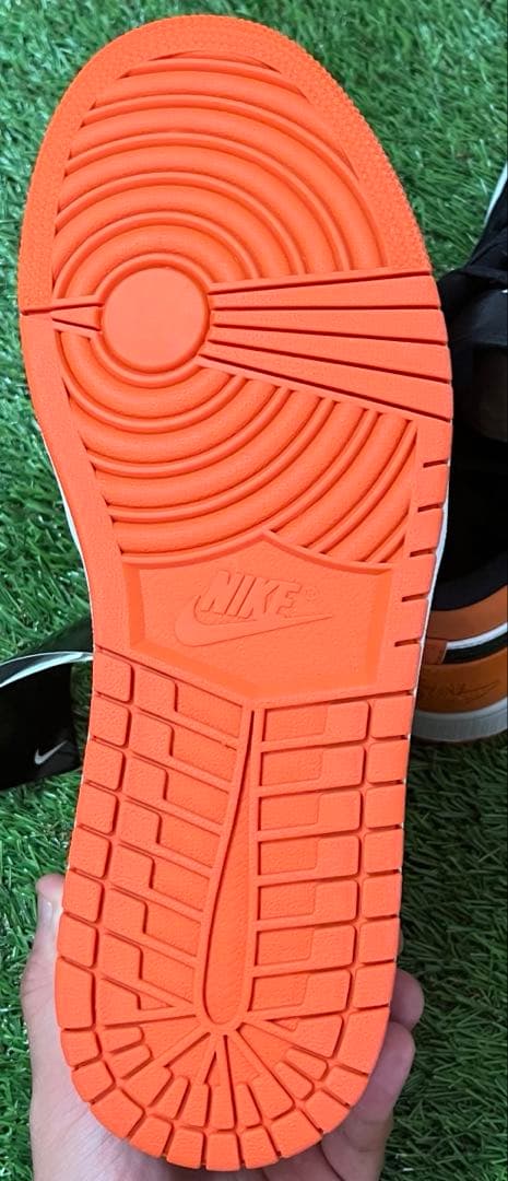 靴 NIKE AIRJORDAN 1 LOW SHATTERED BACKBOARD