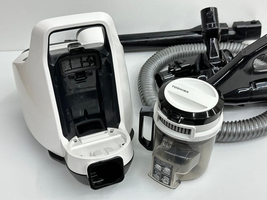 動作保証　2023年製　東芝　掃除機　VC-CF21A-W ホワイト　中古　格安