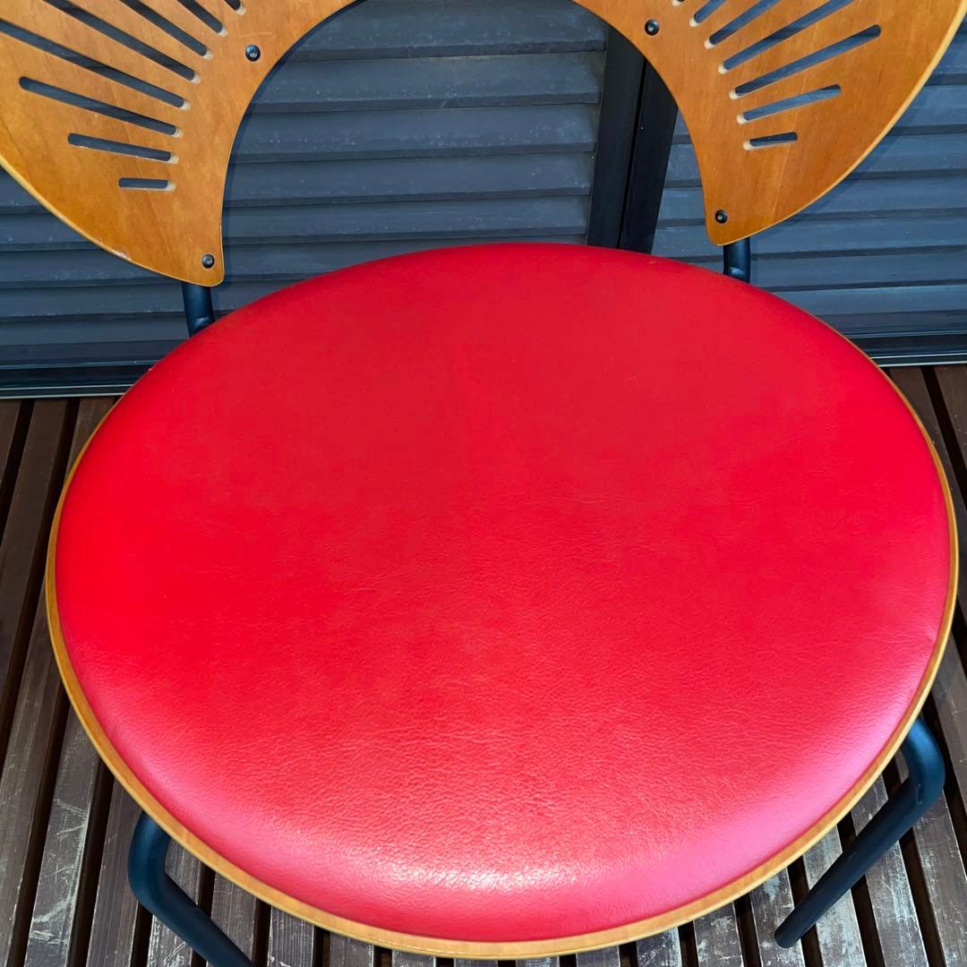デンマーク　フレデリシア　椅子　ナナディツエル　赤