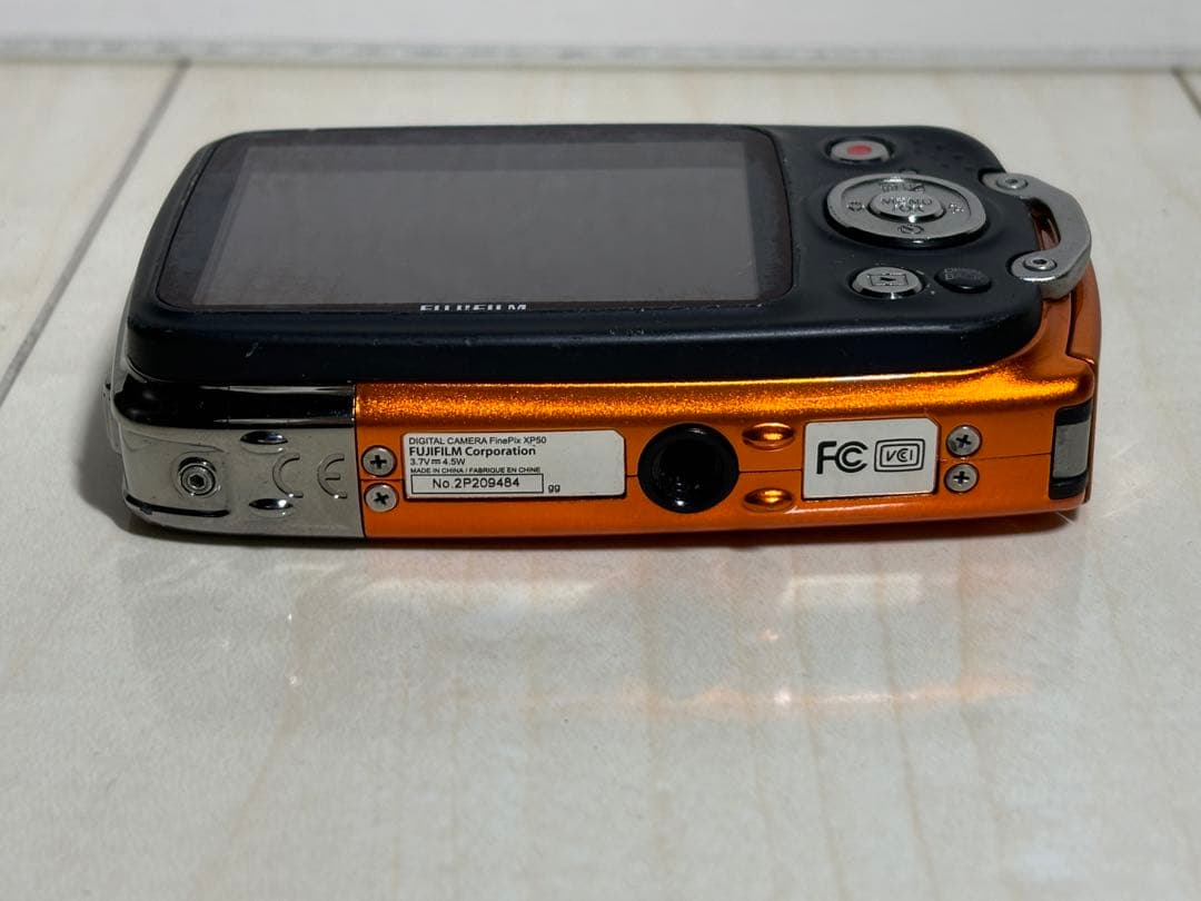 FUJIFILM FINEPIX XP50 コンパクトデジタルカメラ オレンジ