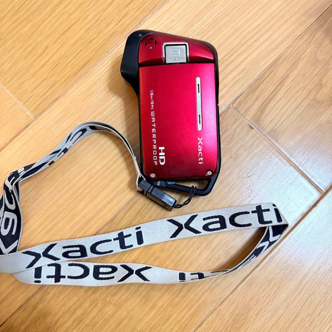 人気 希少 レア SANYO Xacti DMX-CA9 レッド ザクティ