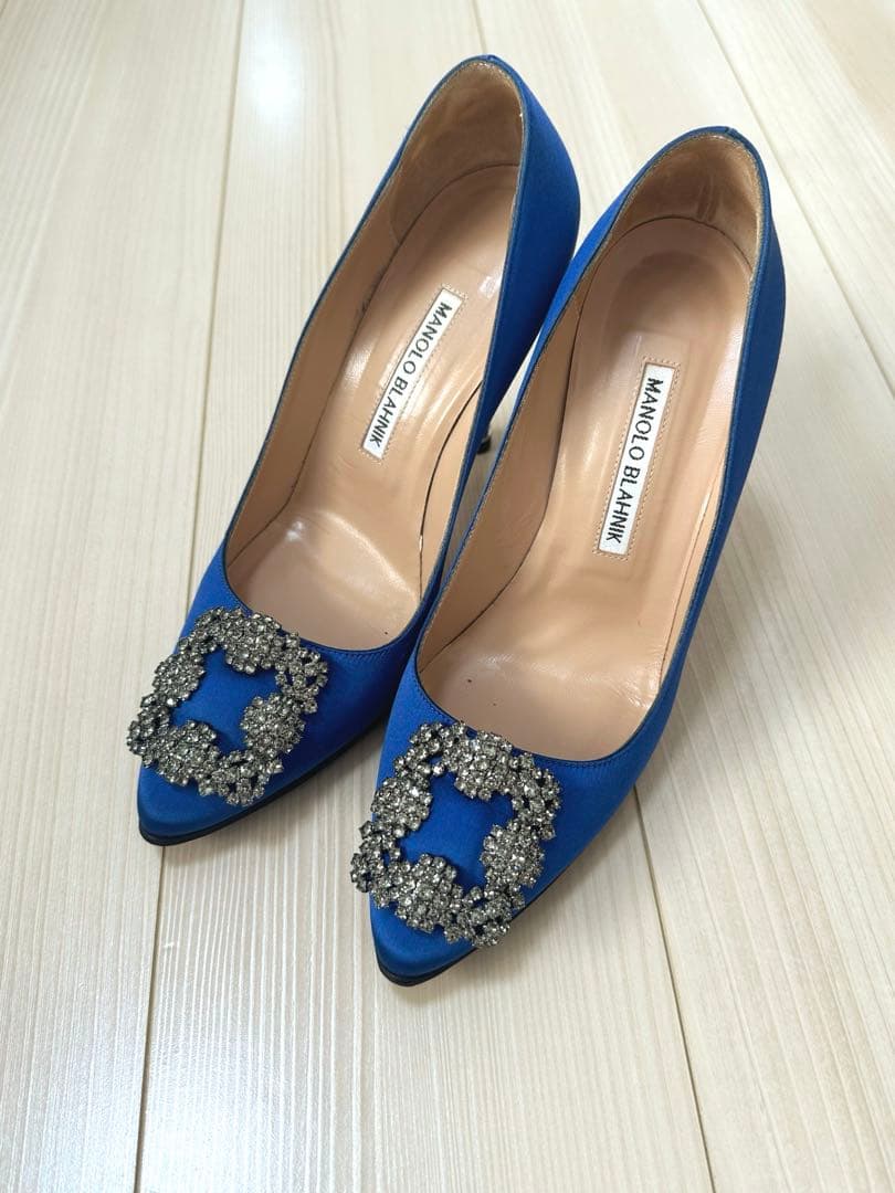 マノロブラニク パンプス ハンギシ ブルー サテン 36 23cm