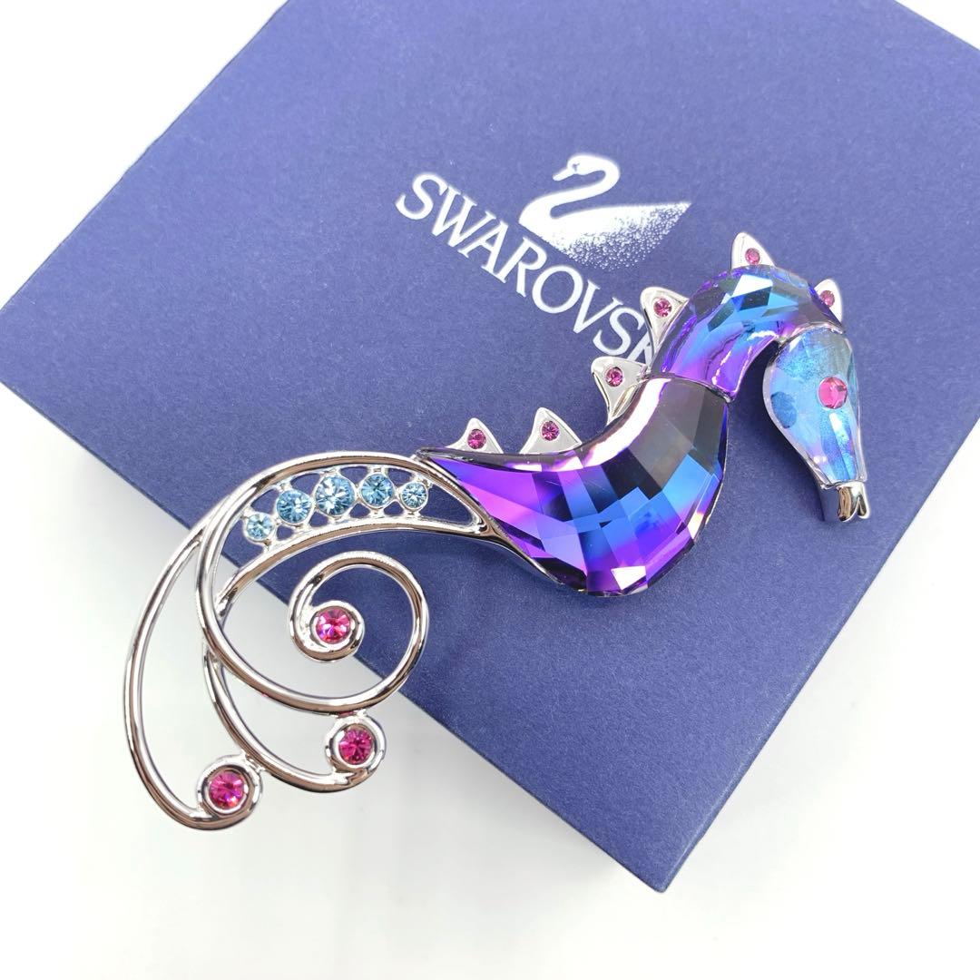 SWAROVSKI　スワロフスキー　タツノオトシゴ　ブローチ　クリスタル