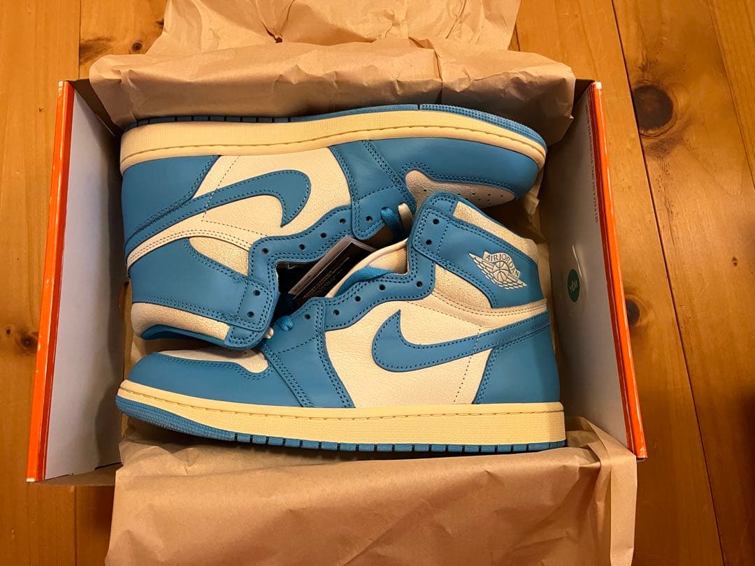 シューズ(男性用) Nike Air Jordan 1 High OG UNC Reimagined